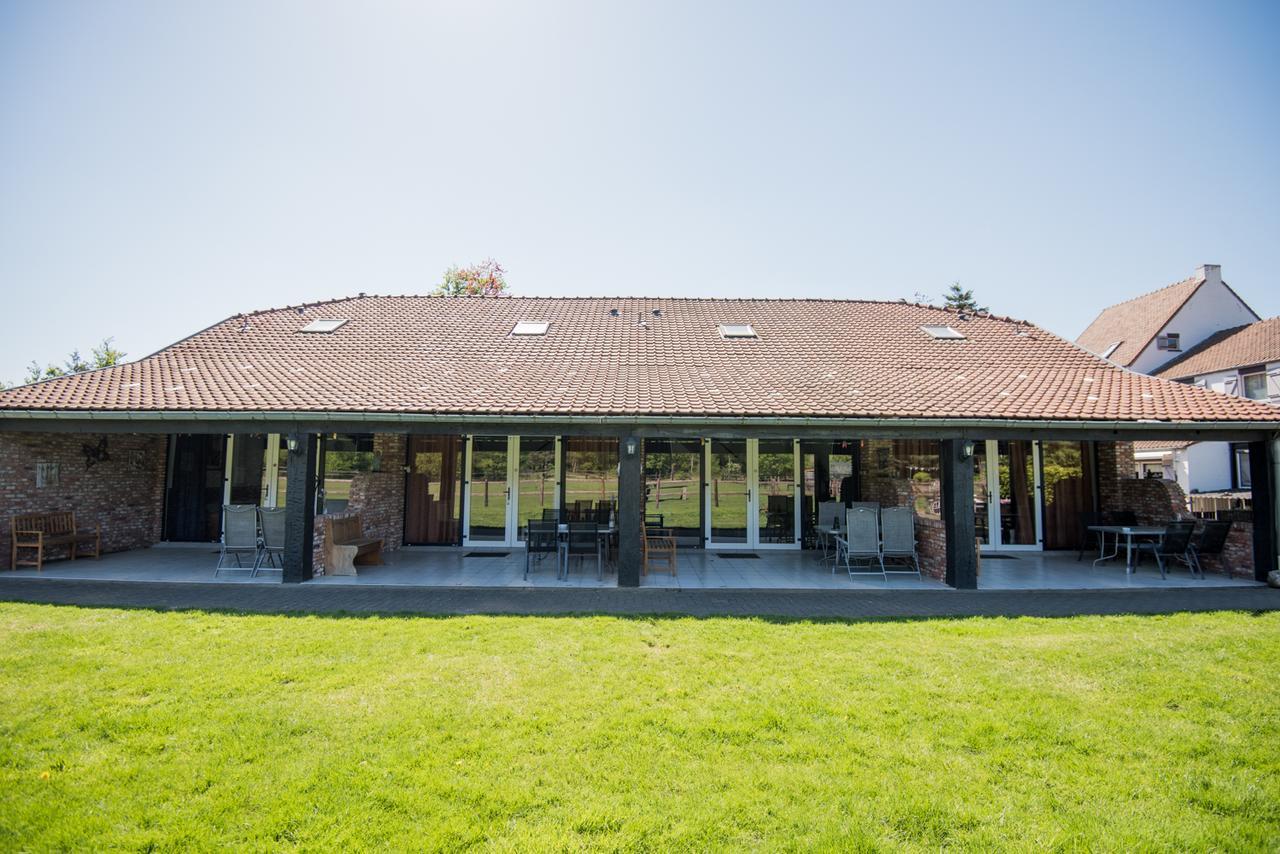 B&B De Kroonhoeve 베링겐 외부 사진